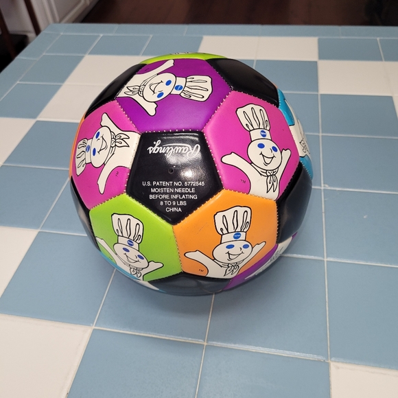 Pillsbury Doughboy soccer ⚽️ ball - Picture 5 of 8